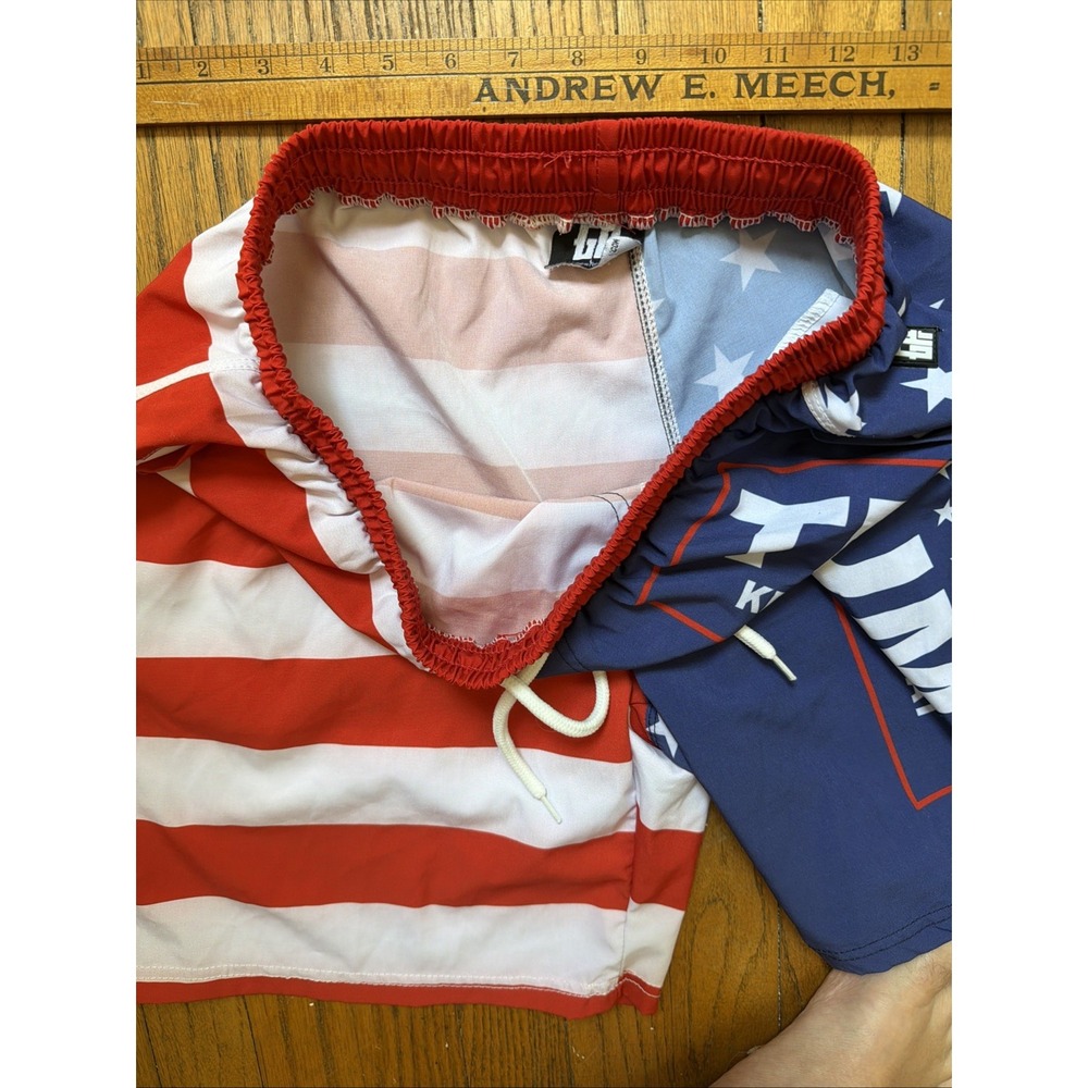 Trump MAGA Swim Trunks Shorts KEEP AMERICA GREAT USA FLAG Men's L Bathing Suit - Picture 8 of 9